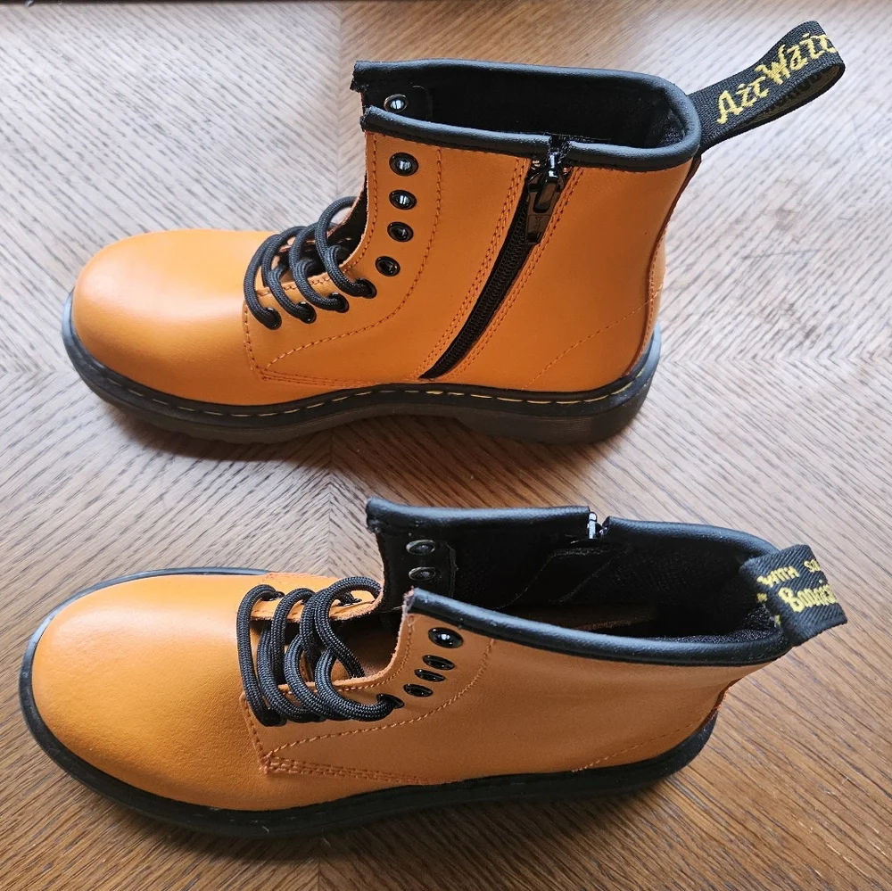 Dr. Martens classic dr